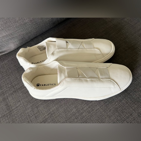 Fabletics Laurel White Slip-on Sneakers - Picture 1 of 1